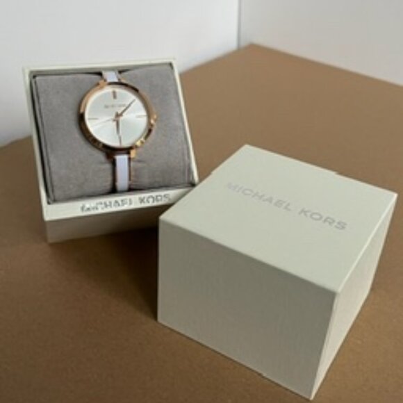 White Michael Kors Watch - Picture 1 of 9